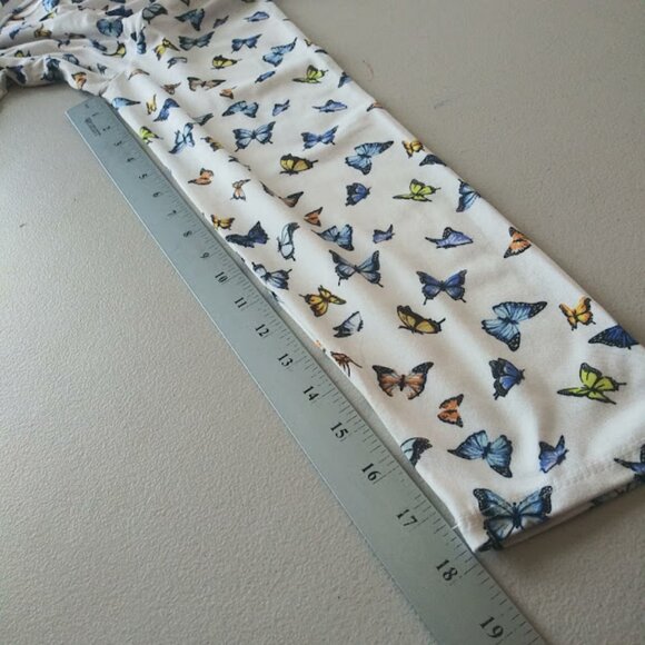 No Boundaries women's size XXXL (21) butterfly all over print blouse - Picture 9 of 15